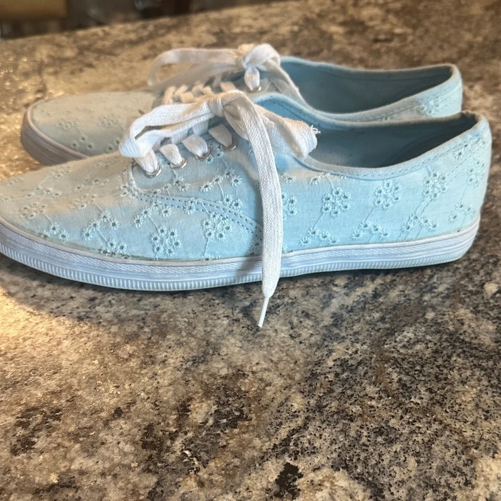 Light Blue Floral Women's Sneakers